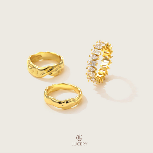 Golden Bloom Zirconia Ring